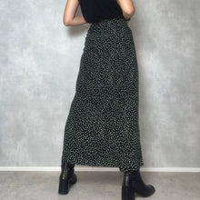 画像をギャラリービューアに読み込む, 【EURO】80-90'S / POLKA DOT PATTERN SKIRT