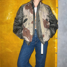 画像をギャラリービューアに読み込む, 90'S *US ARMY* / DESERT CAMO PASGT VEST / XS