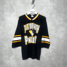 画像をギャラリービューアに読み込む, 90'S USA製 *GTS* / NHL PITTSBURGH PEMGUINS HOCKEY SHIRT