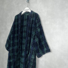 画像をギャラリービューアに読み込む, coming soon... / 70-80'S BLACK WATCH PILE GOWN (UNISEX)
