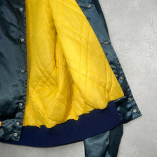 画像をギャラリービューアに読み込む, 80'S USA製 / NOTRE DAME NYLON STADIUM JKT (UNISEX)