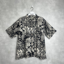 画像をギャラリービューアに読み込む, 90-00'S *BATIK BAY* / WASHABLE SILK SS SHIRT / XXL