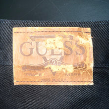 画像をギャラリービューアに読み込む, 90' S USA製 *GUESS* / BLACK DENIM SHORTS