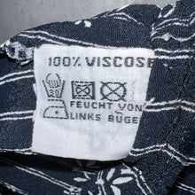 画像をギャラリービューアに読み込む, FLORAL PATTERN WRAP SKIRT