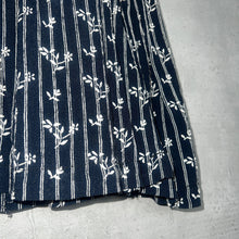 画像をギャラリービューアに読み込む, FLORAL PATTERN WRAP SKIRT