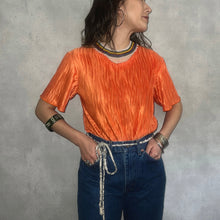 画像をギャラリービューアに読み込む, 80-90'S USA製 / SATIN PLEATED P/O BLOUSE