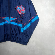 画像をギャラリービューアに読み込む, 80-90'S *UMBRO* / EMBROIDERED LOGO ZIP-UP JKT 32