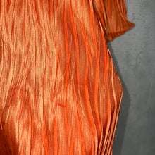 画像をギャラリービューアに読み込む, 80-90'S USA製 / SATIN PLEATED P/O BLOUSE