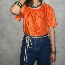 画像をギャラリービューアに読み込む, 80-90'S USA製 / SATIN PLEATED P/O BLOUSE