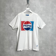 画像をギャラリービューアに読み込む, PEPSI LOGO TEE
