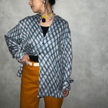 画像をギャラリービューアに読み込む, MOSAIC PATTERN SILK SHIRT (UNISEX)
