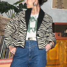 画像をギャラリービューアに読み込む, 80-90&#39;S INDIA製 / ZEBRA WOVEN RAG JKT
