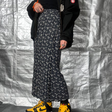 画像をギャラリービューアに読み込む, FLORAL PATTERN WRAP SKIRT
