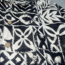 画像をギャラリービューアに読み込む, 90-00&#39;S *BATIK BAY* / WASHABLE SILK SS SHIRT / XXL
